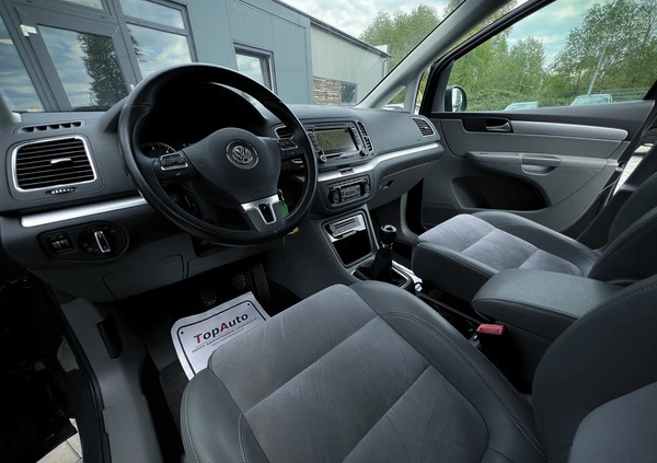Volkswagen Sharan cena 47900 przebieg: 259000, rok produkcji 2011 z Dobrzyca małe 742